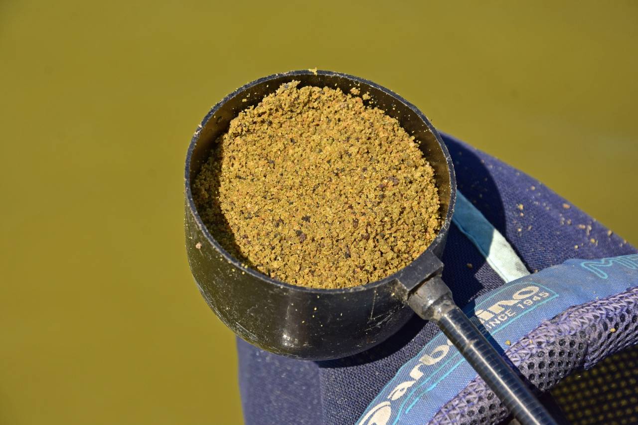 Захранка Dynamite Baits Marine Halibut Groundbait - 1кг - Image 2