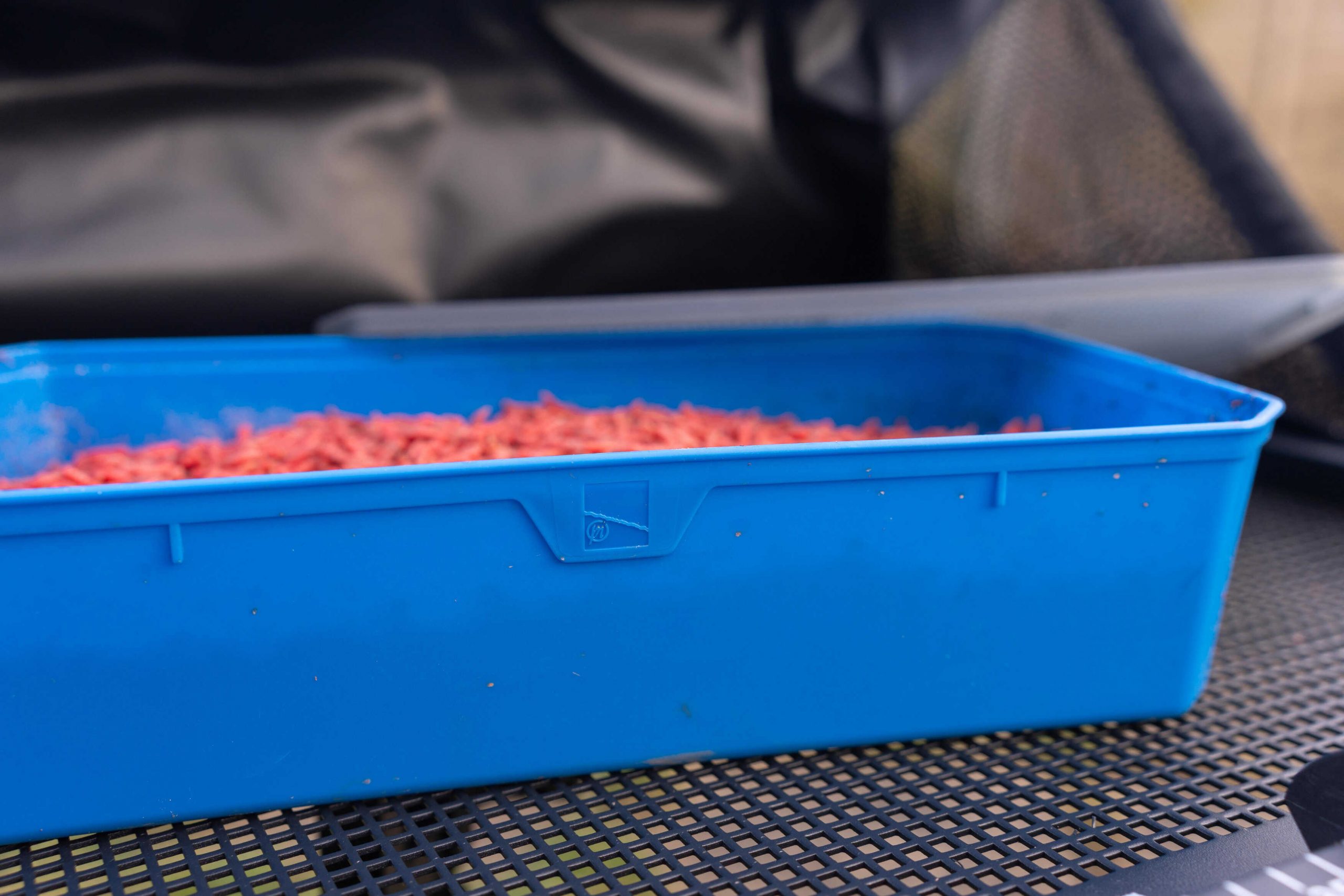 Кутия за стръв Preston Bait Tub 6pint /3.4litre/ - Image 4